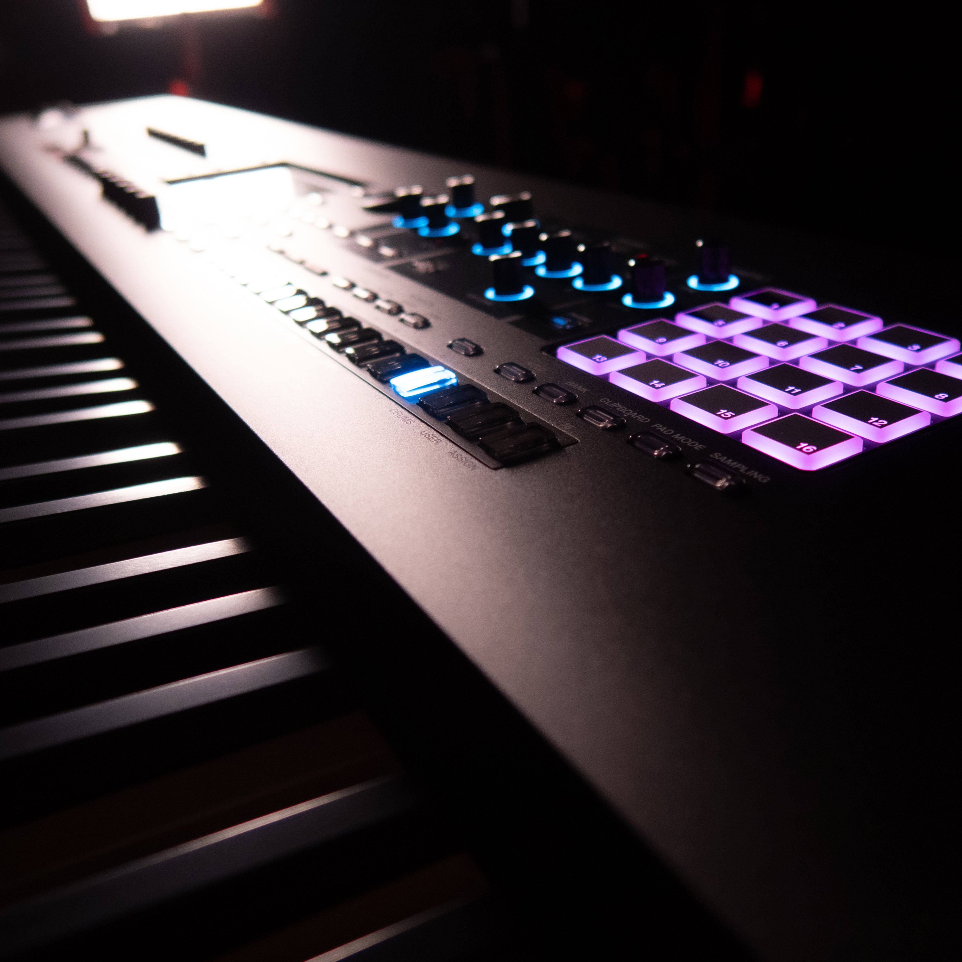 Roland Fantom 8 EX Workstation Keyboard – Kraft Music