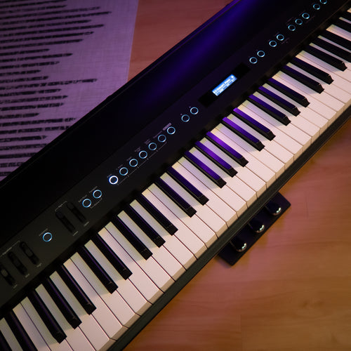 Roland FP-90X Digital Piano - Black - View 7