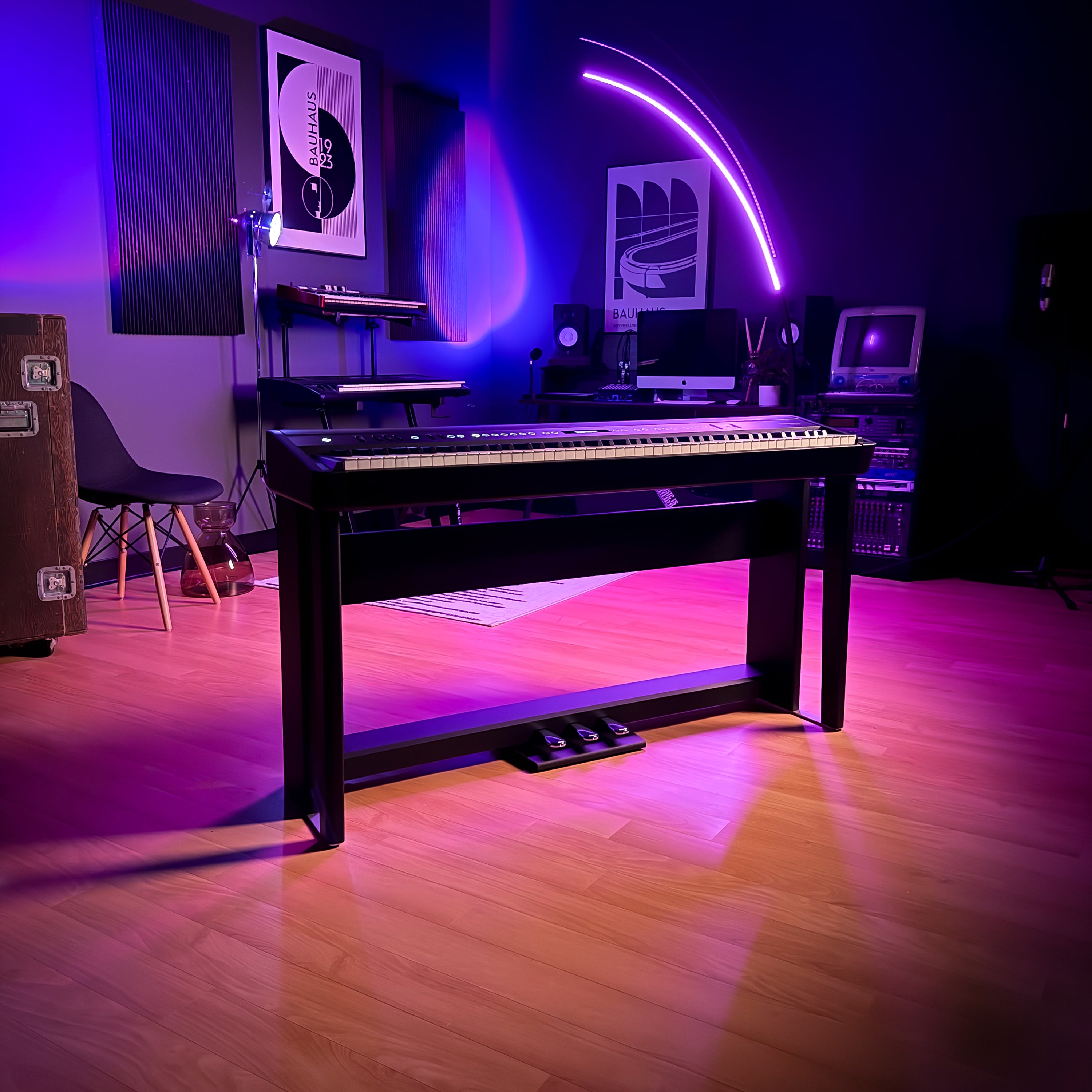 Roland FP-90X Digital Piano - Black HOME ESSENTIALS BUNDLE – Kraft