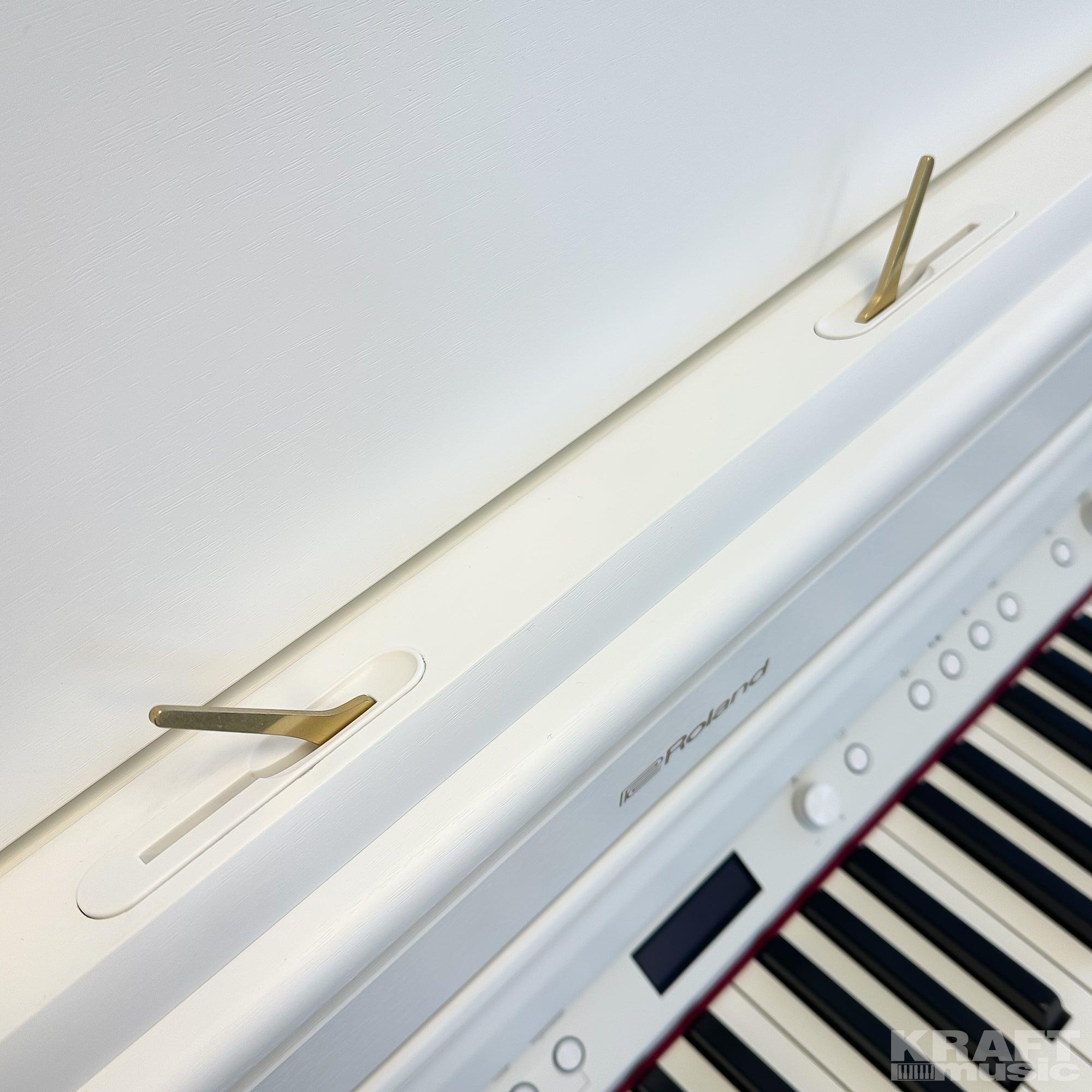 Roland HP704 Digital Piano - Satin White – Kraft Music