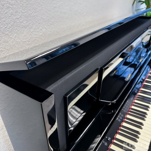Roland LX708 Digital Piano - Polished Ebony - close up of top open