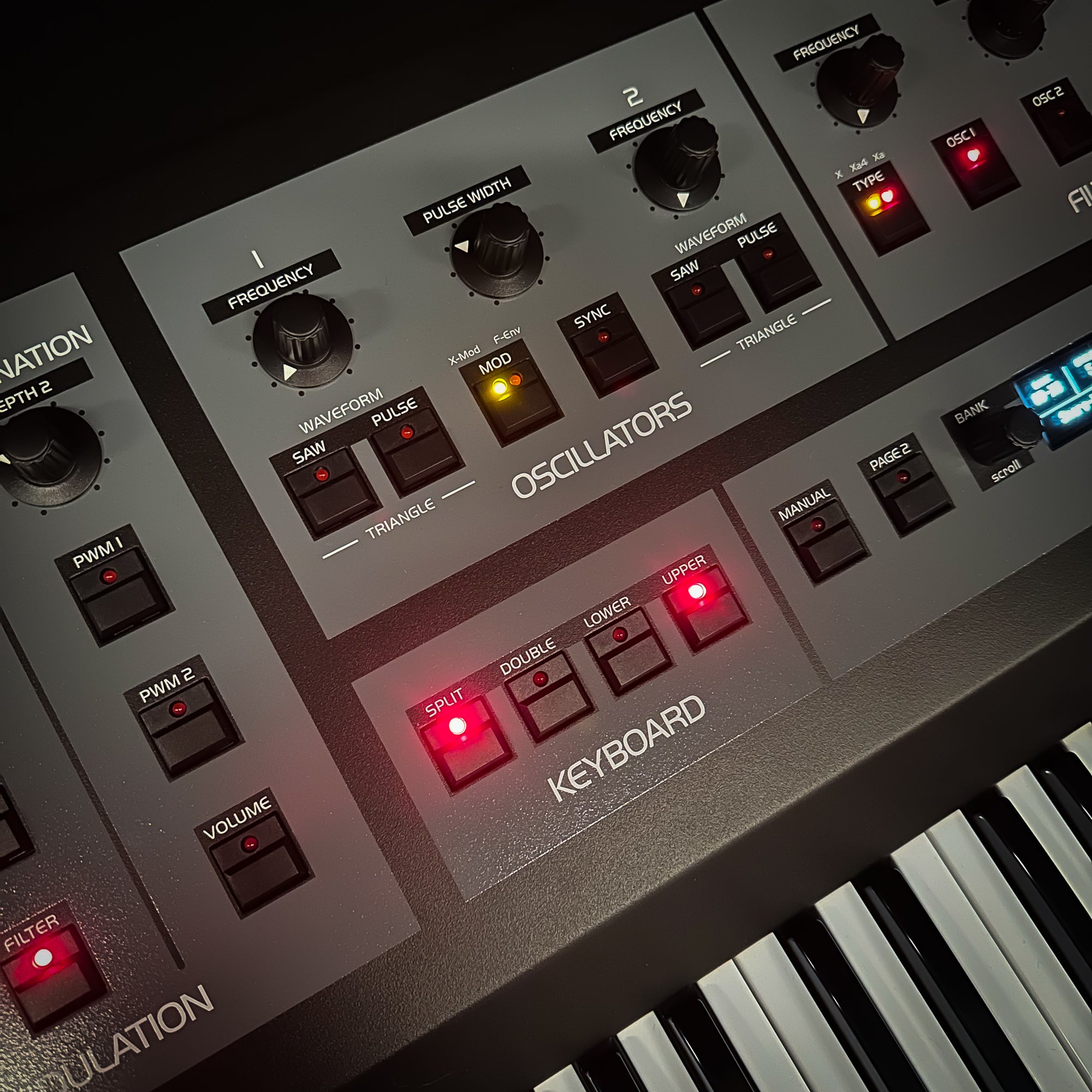 Oberheim OB-X8 Polyphonic Analog Keyboard Synthesizer View 5