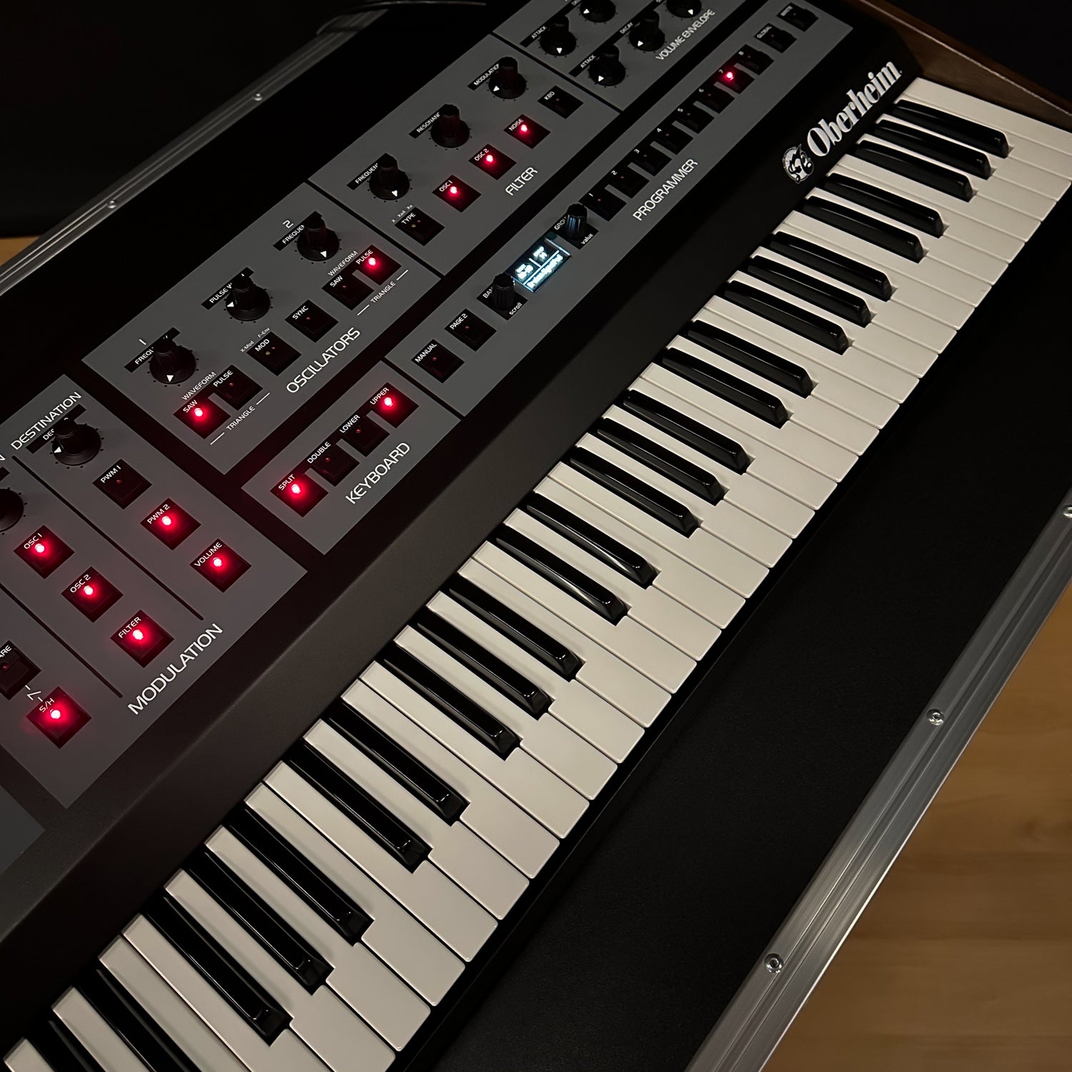 Oberheim OB-X8 Polyphonic Analog Keyboard Synthesizer – Kraft Music