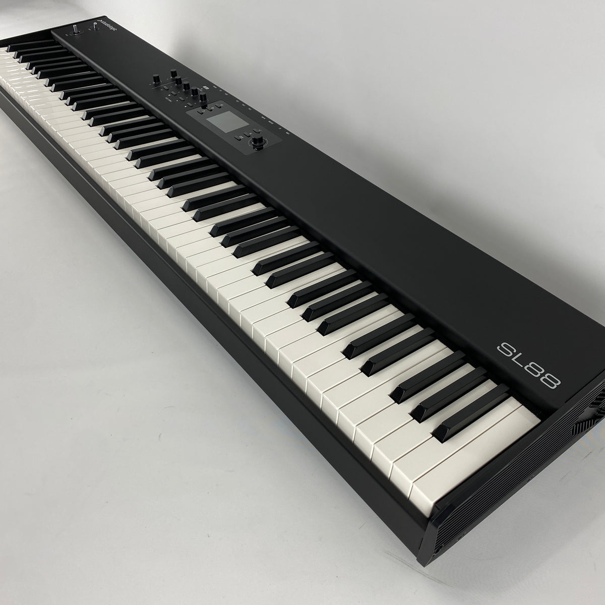 Studiologic SL88 Mk2 MIDI Keyboard Controller (Demo)