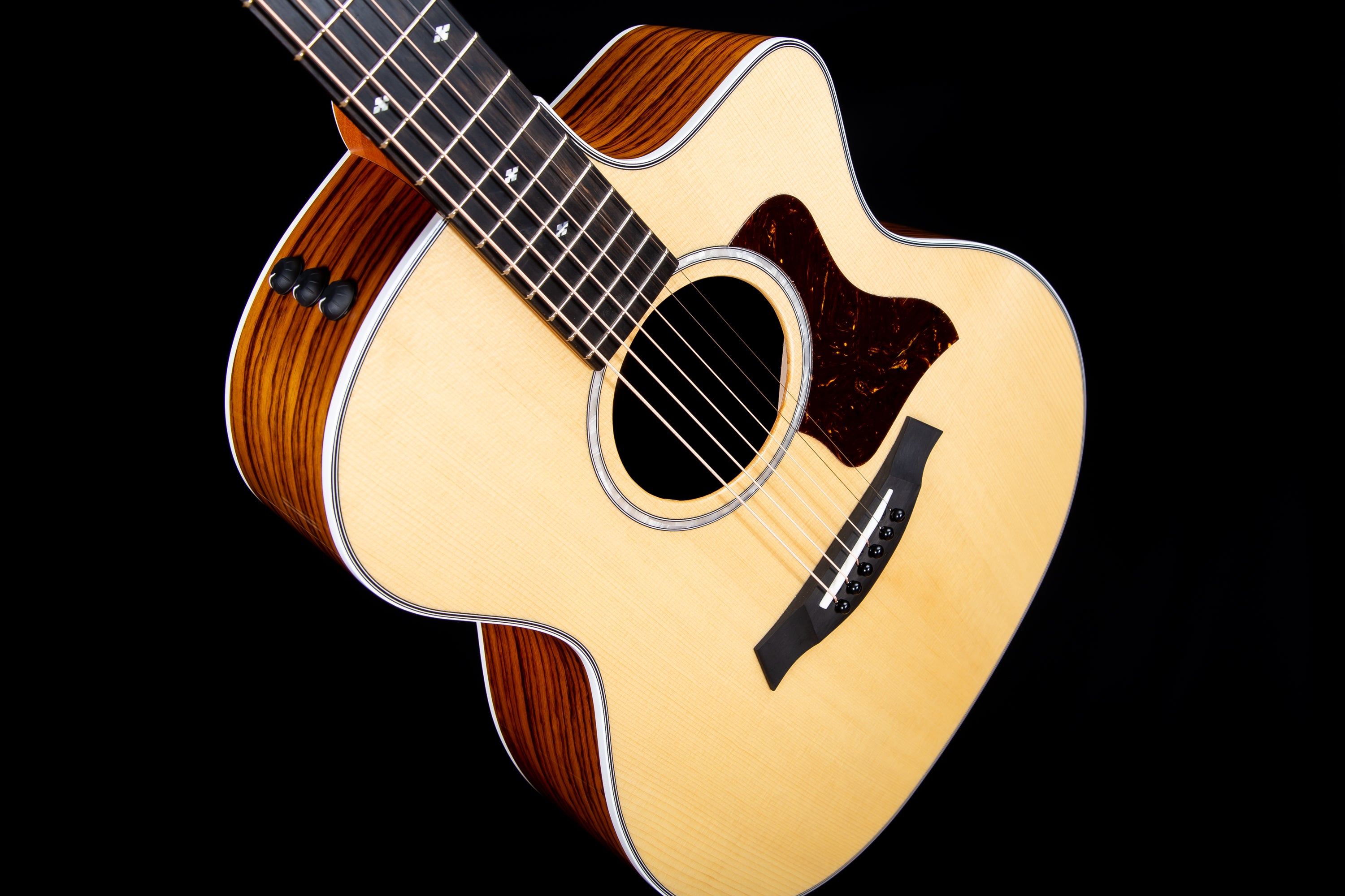 Taylor 214ce DLX Acoustic-Electric Guitar view 7