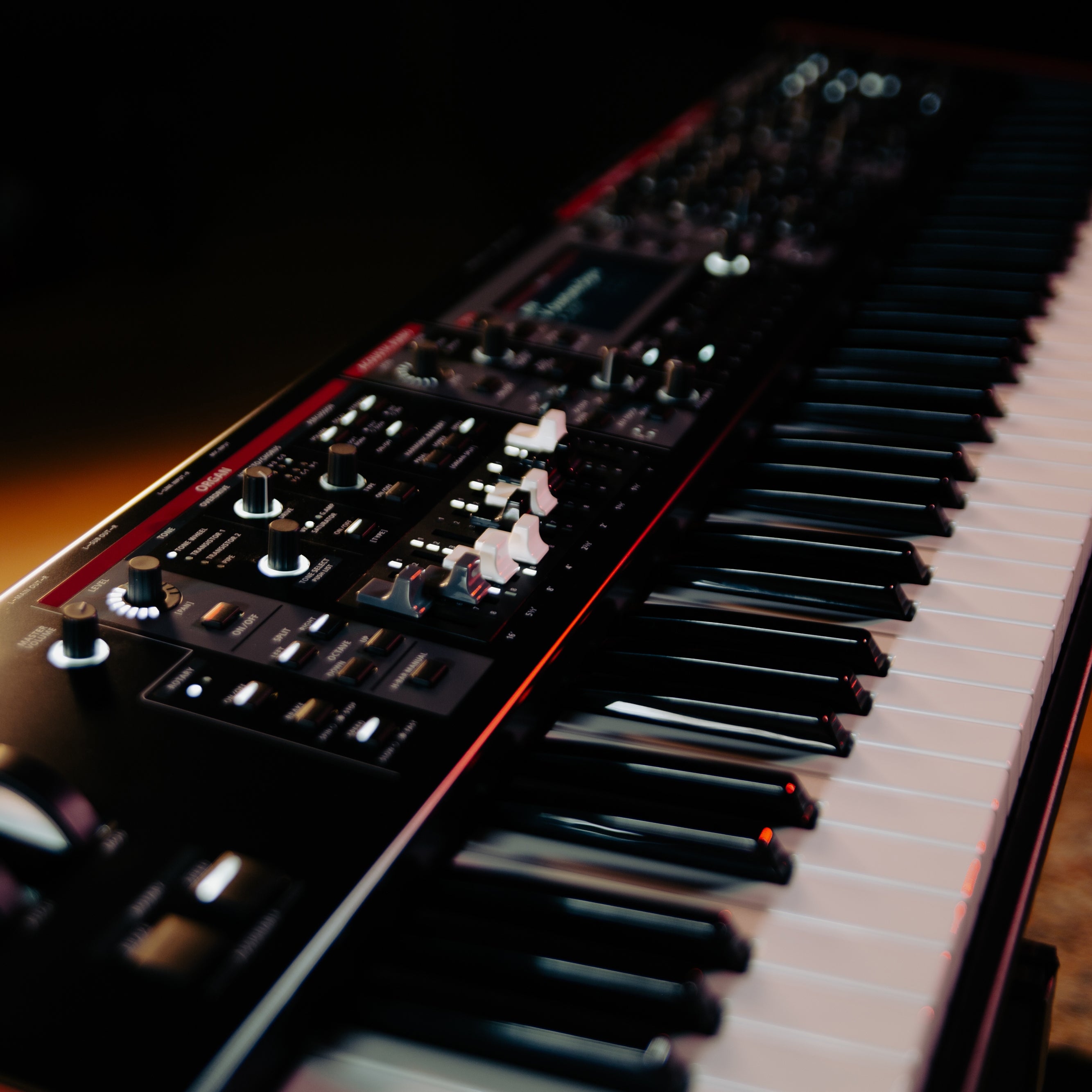 Roland V-Stage 88 Stage Keyboard – Kraft Music