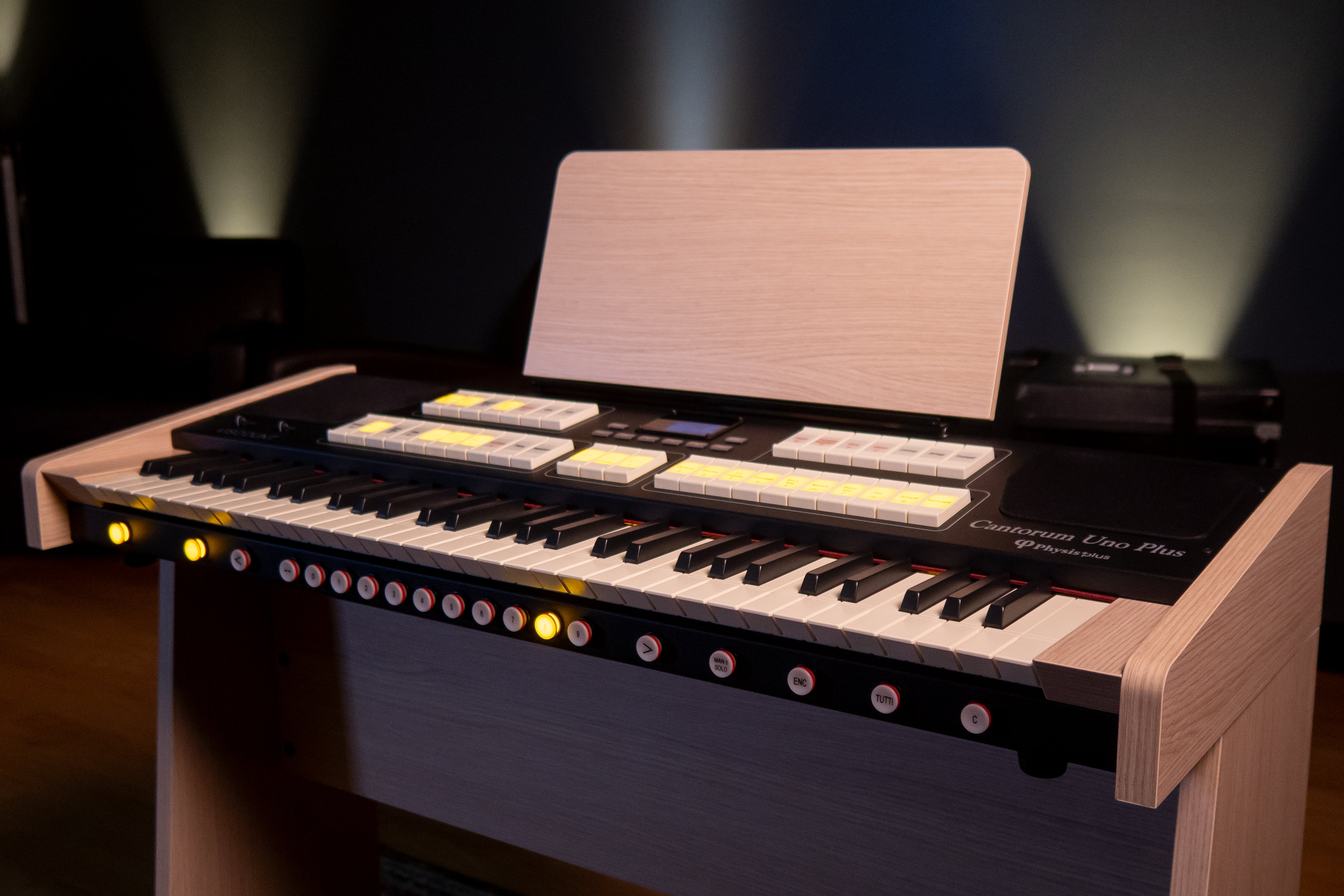 Viscount Cantorum Uno Plus Single Manual Portable Organ with Stand - View 3