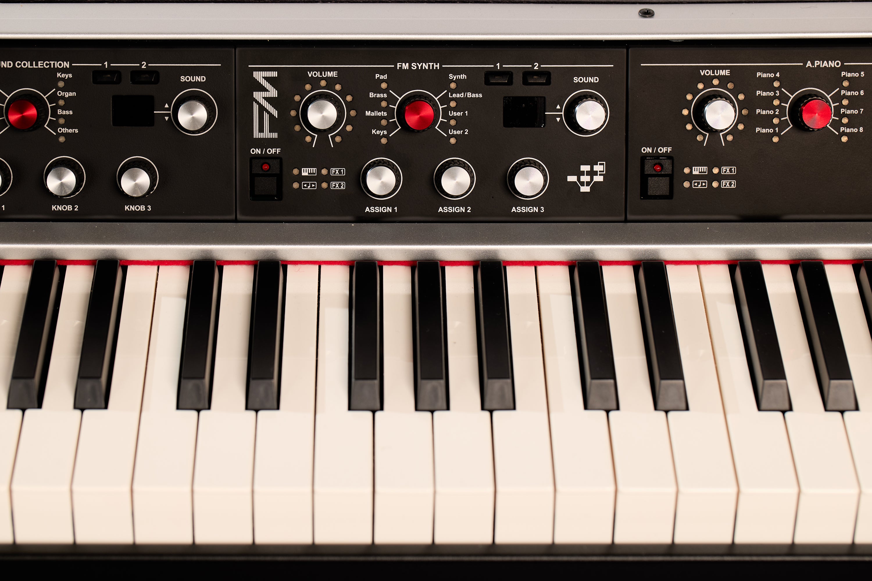 Viscount Legend '70s MKII Artist-W 88-key Modular Stage Piano MONITOR KIT
