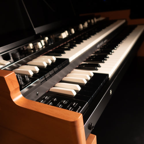 Viscount Legend Organ - View 5