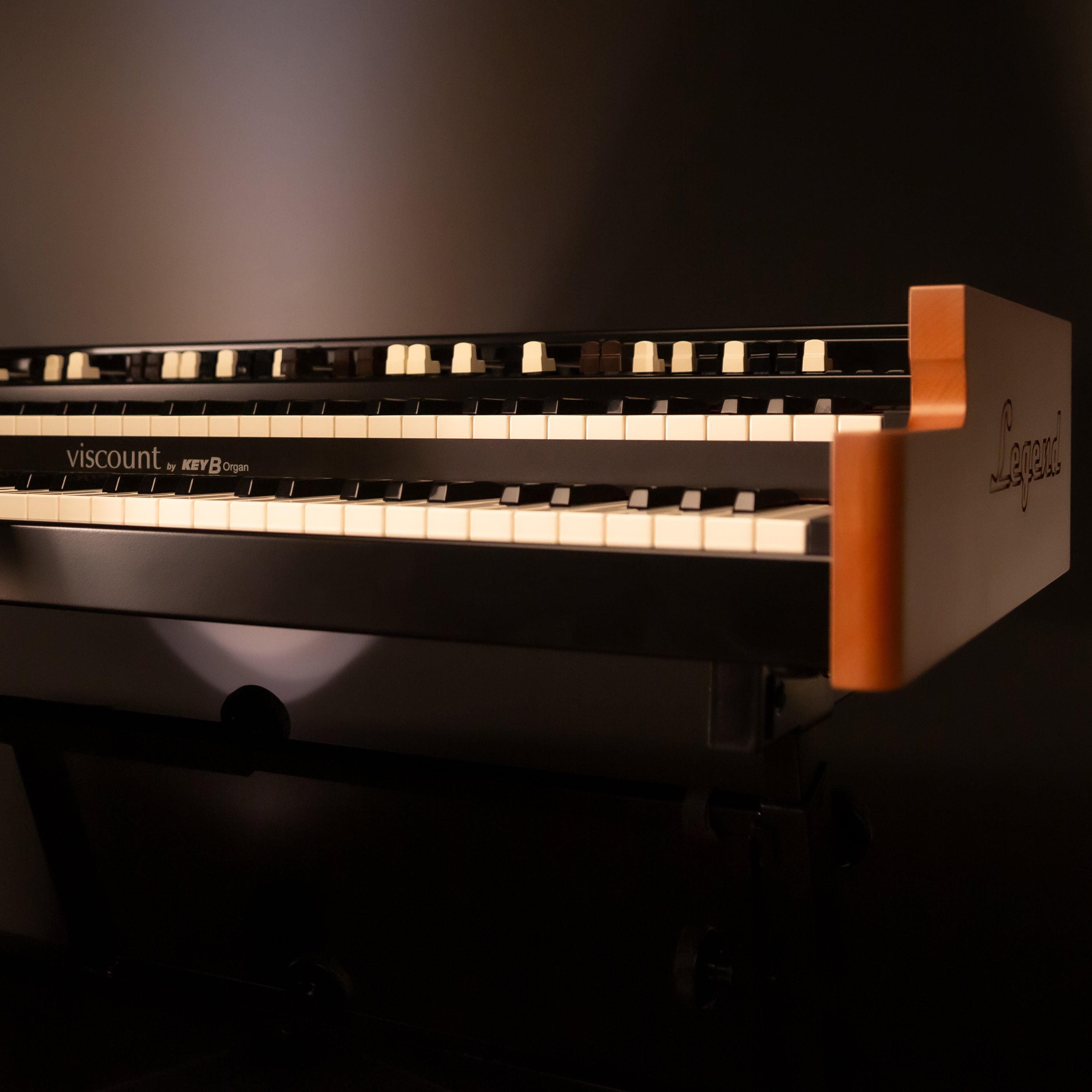 Viscount Legend Live Organ - View 5