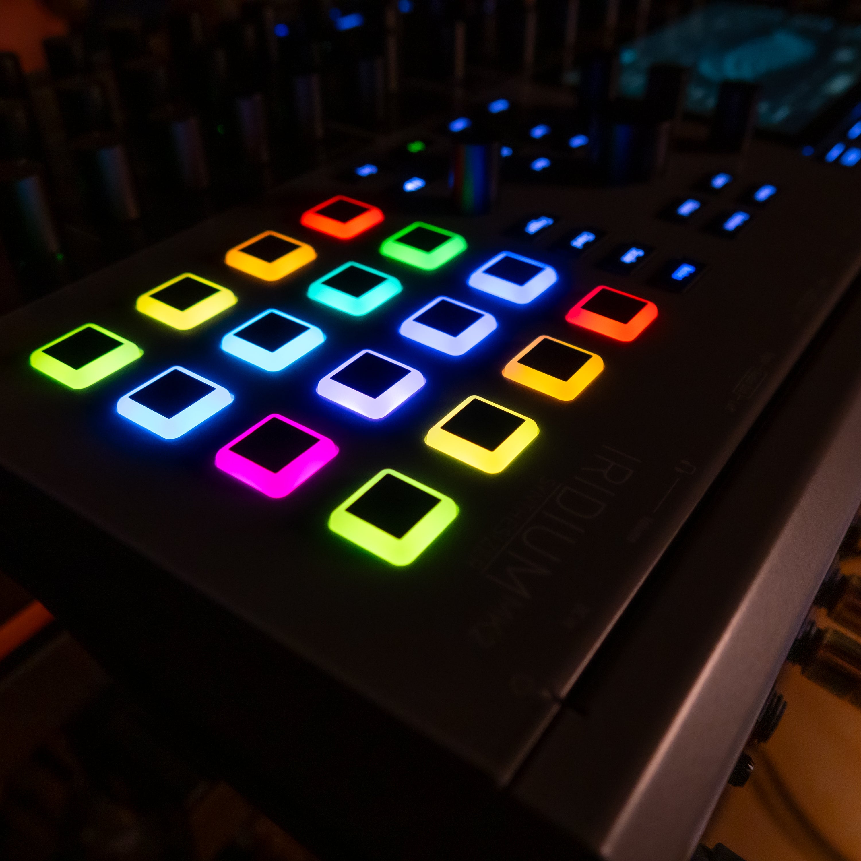 Close up of the Waldorf Iridium MK2