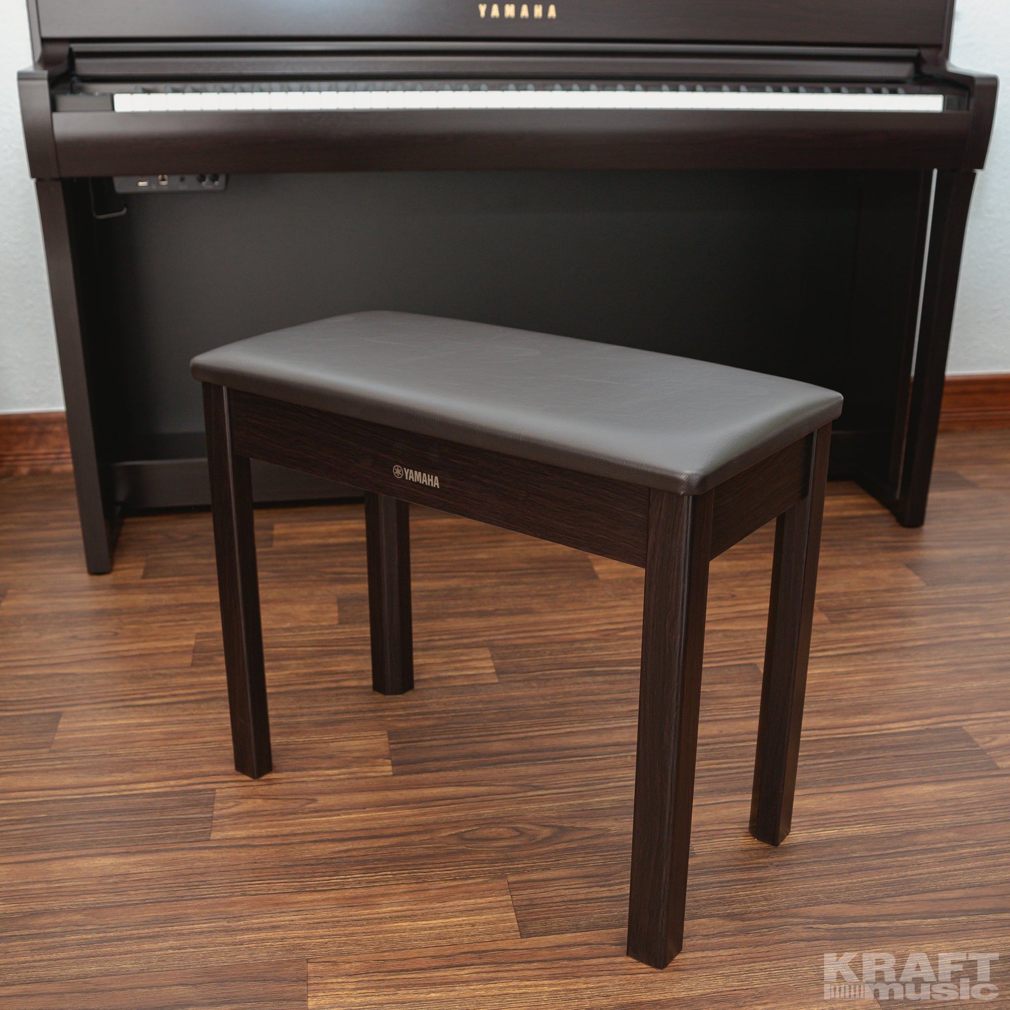 Yamaha Clavinova CLP-735 Digital Piano - Rosewood - bench