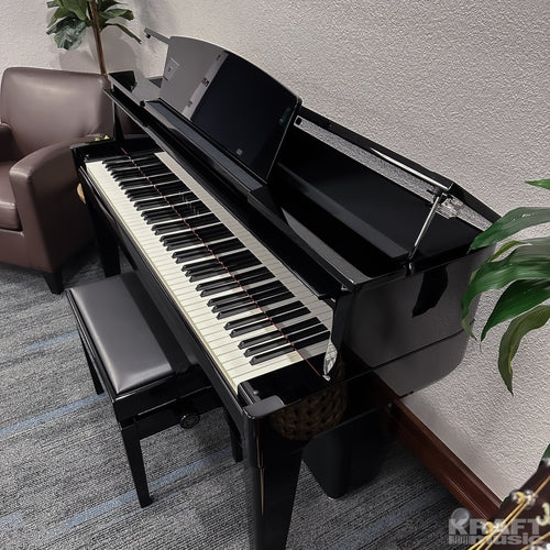Yamaha AvantGrand N2 Hybrid Piano - Polished Ebony - with lid open
