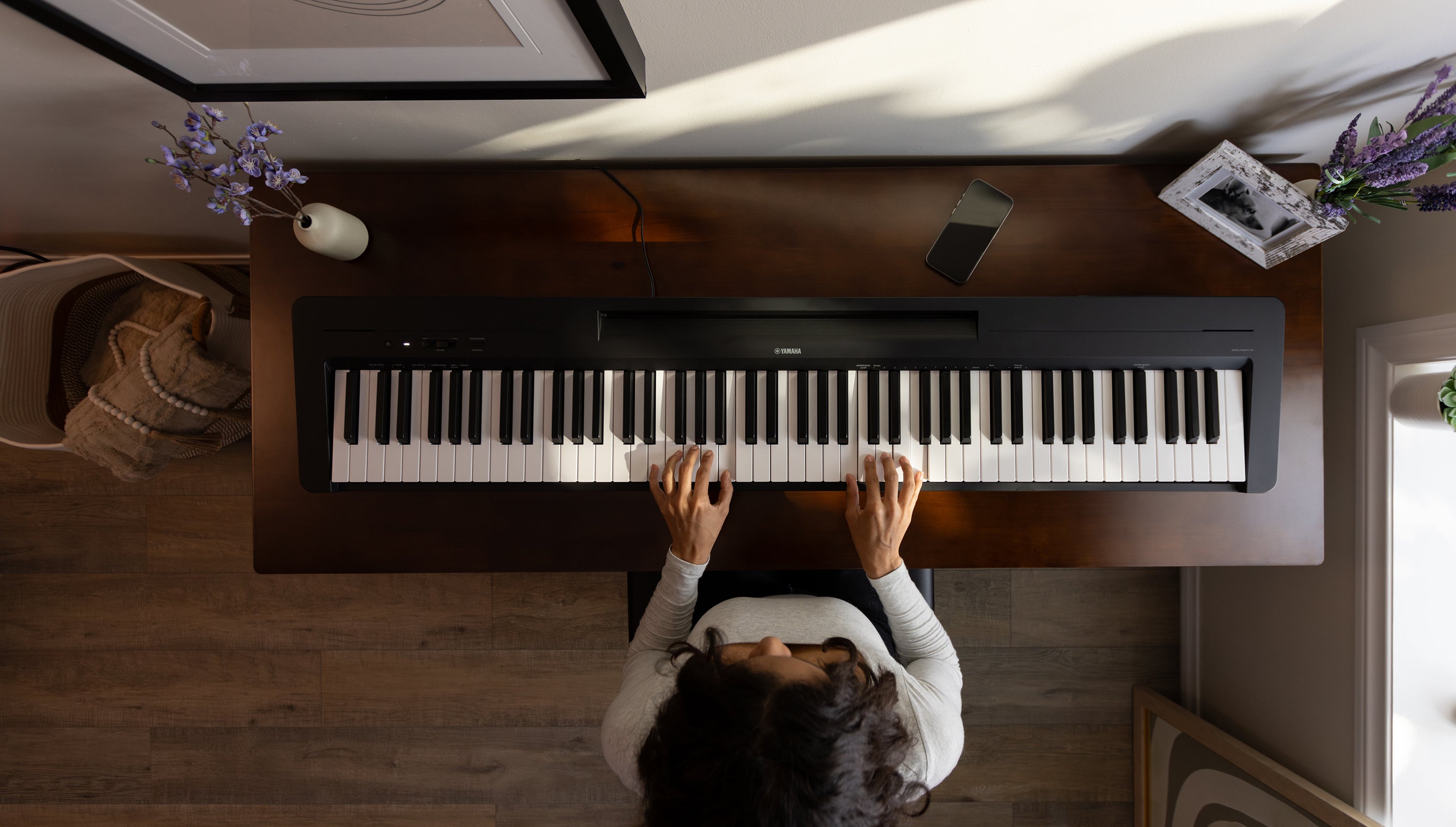 Yamaha P-143LXB Digital Piano Bundle with Stand, Bench and Pedal - Black