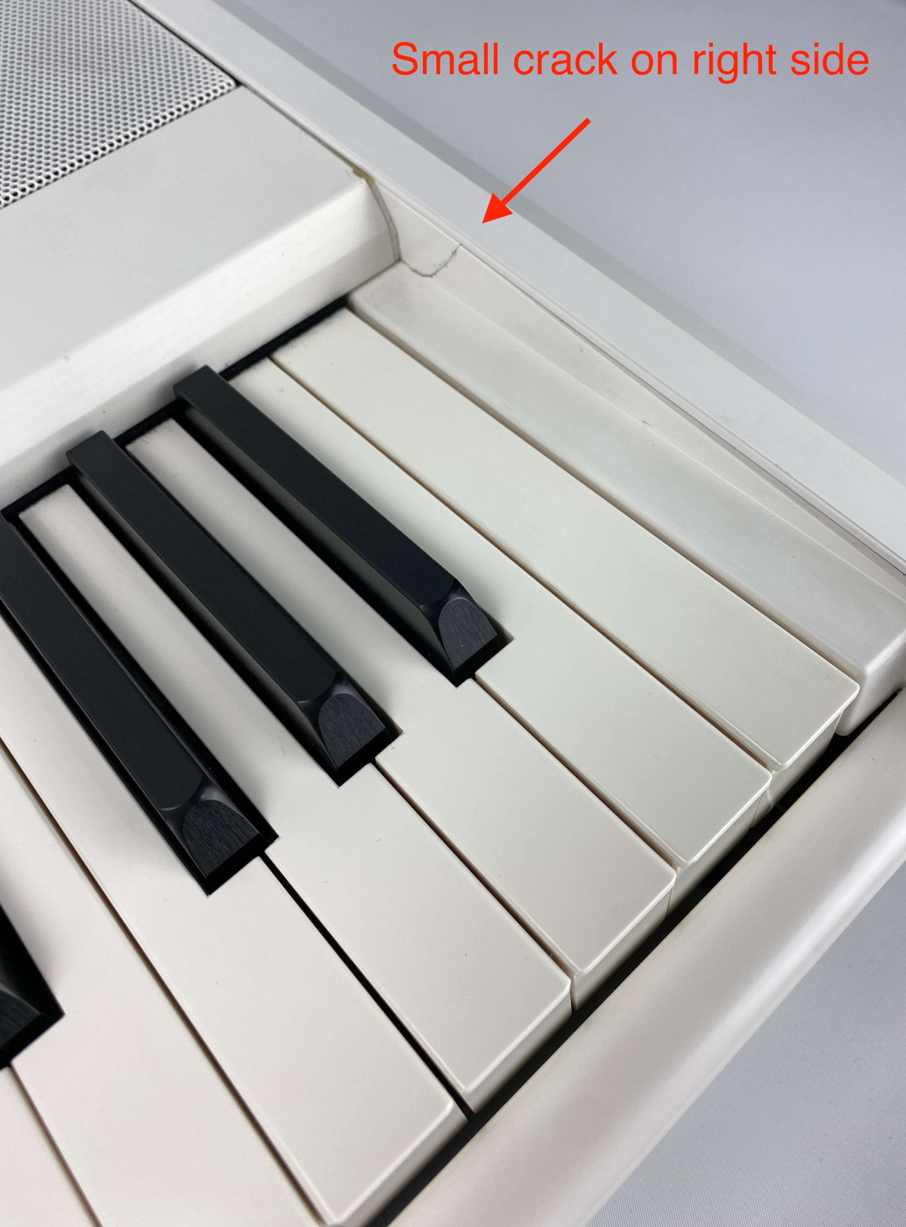 Yamaha P-525 Digital Piano - White (Demo)