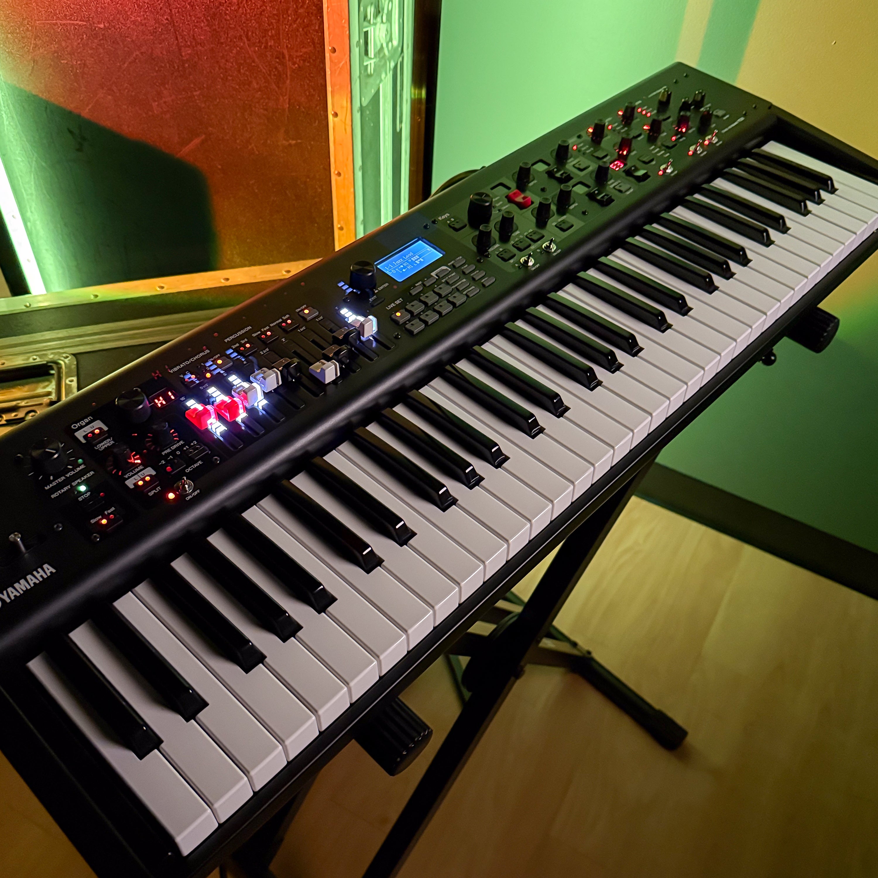 Yamaha YC61 61-Key Stage Keyboard and Organ STAGE RIG – Kraft Music