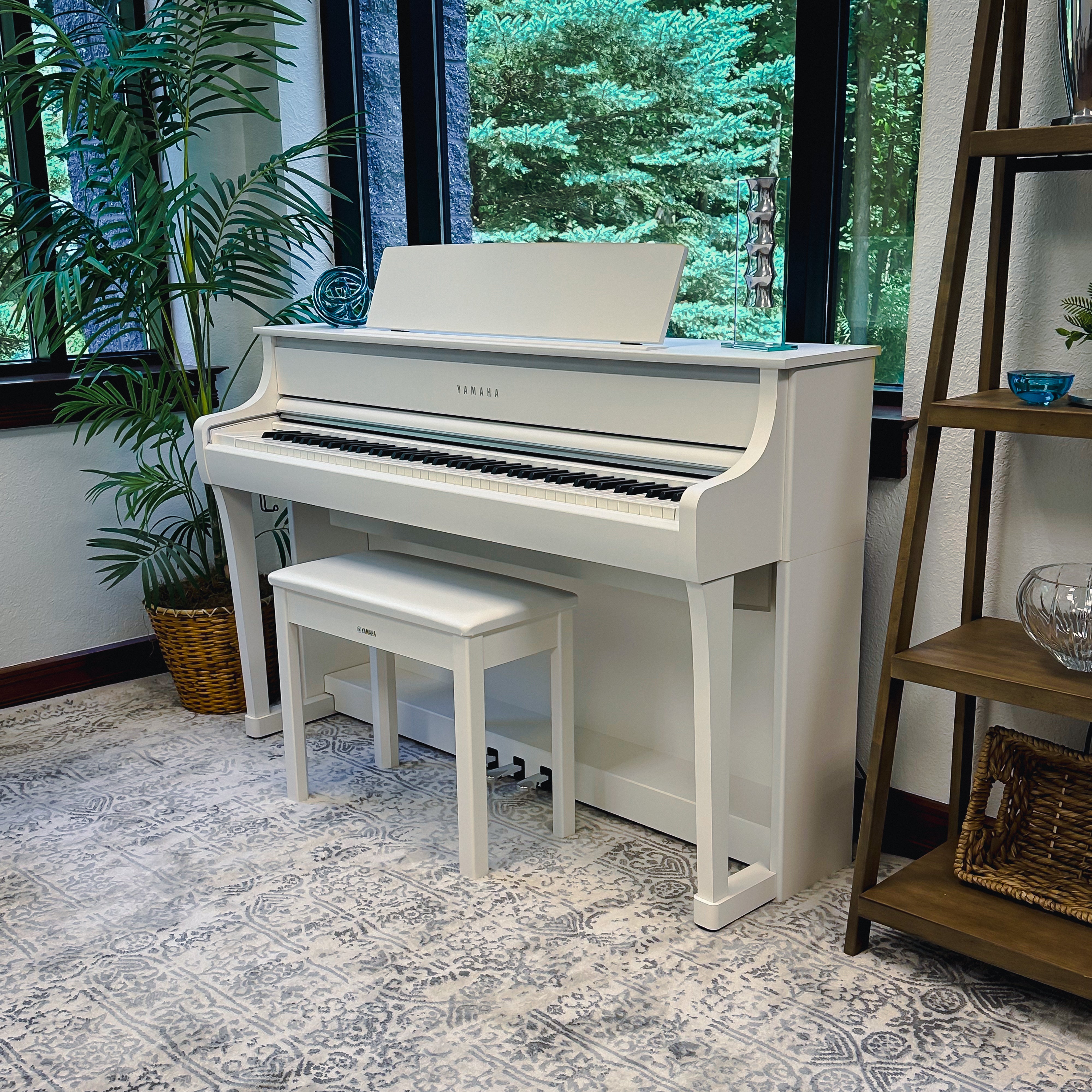 Yamaha Clavinova CLP-875 Digital Pianos - Matte White, view 1