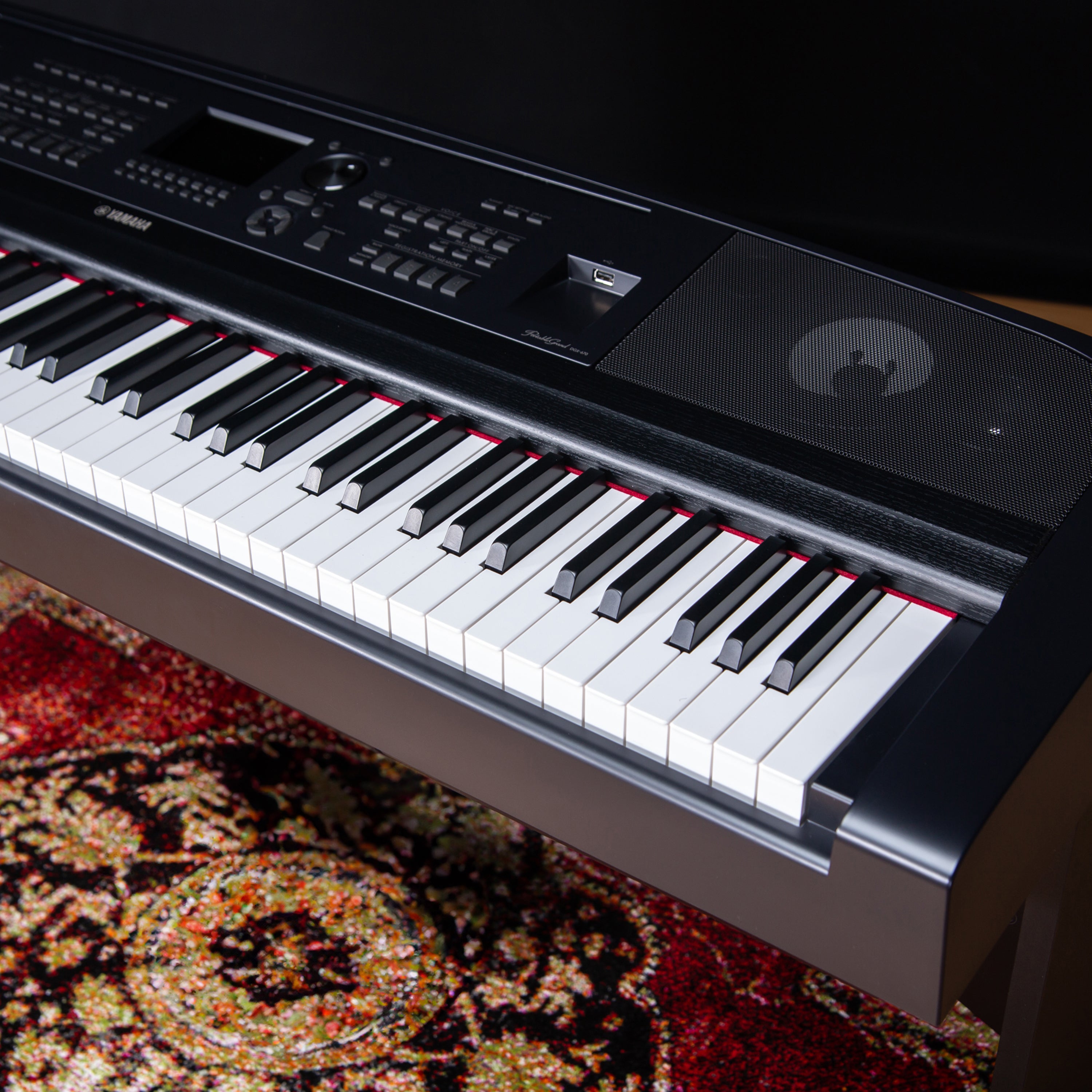 Yamaha DGX-670 Portable Grand Digital Piano - Black - View 11