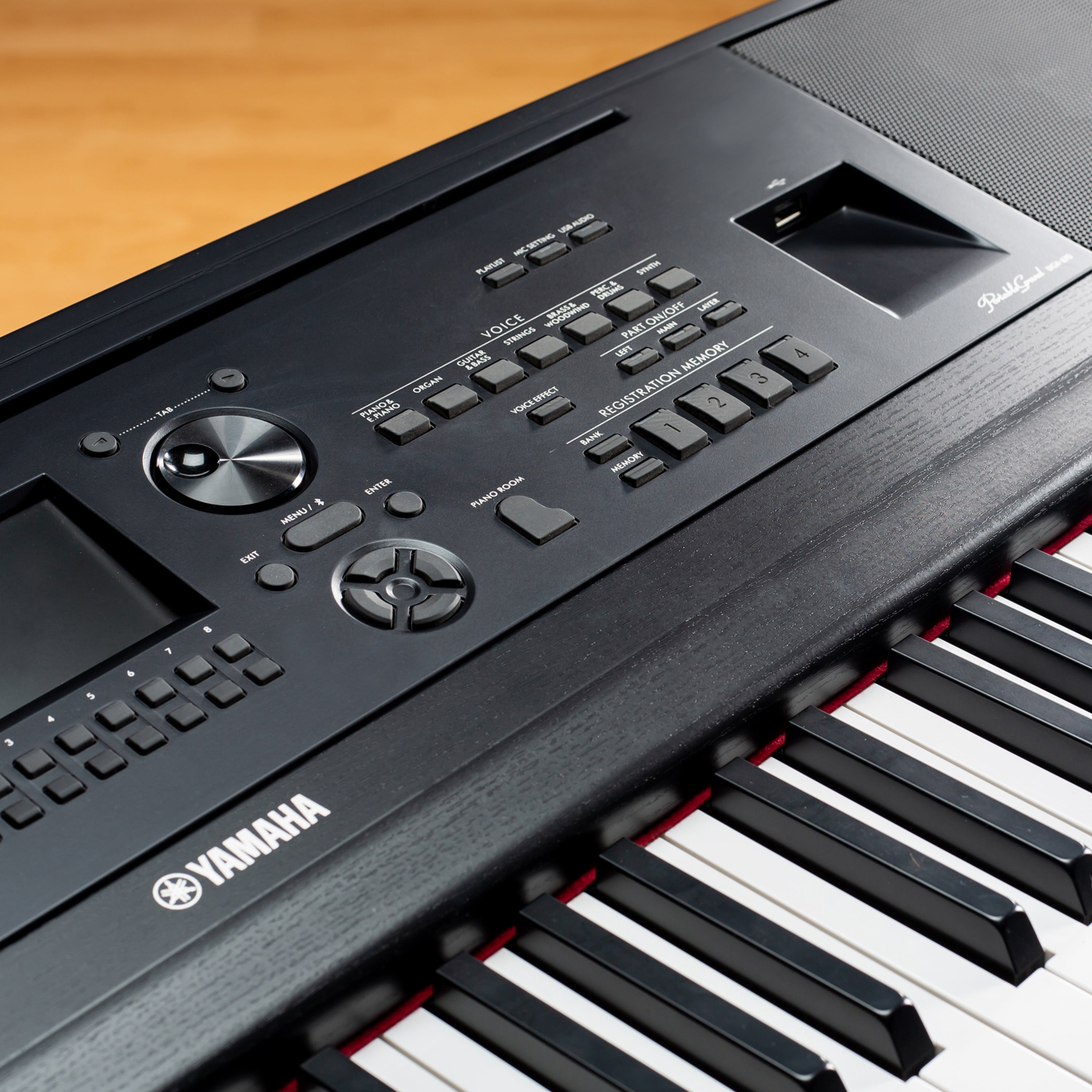 Yamaha DGX-670 Portable Grand Digital Piano - Black KEY ESSENTIALS