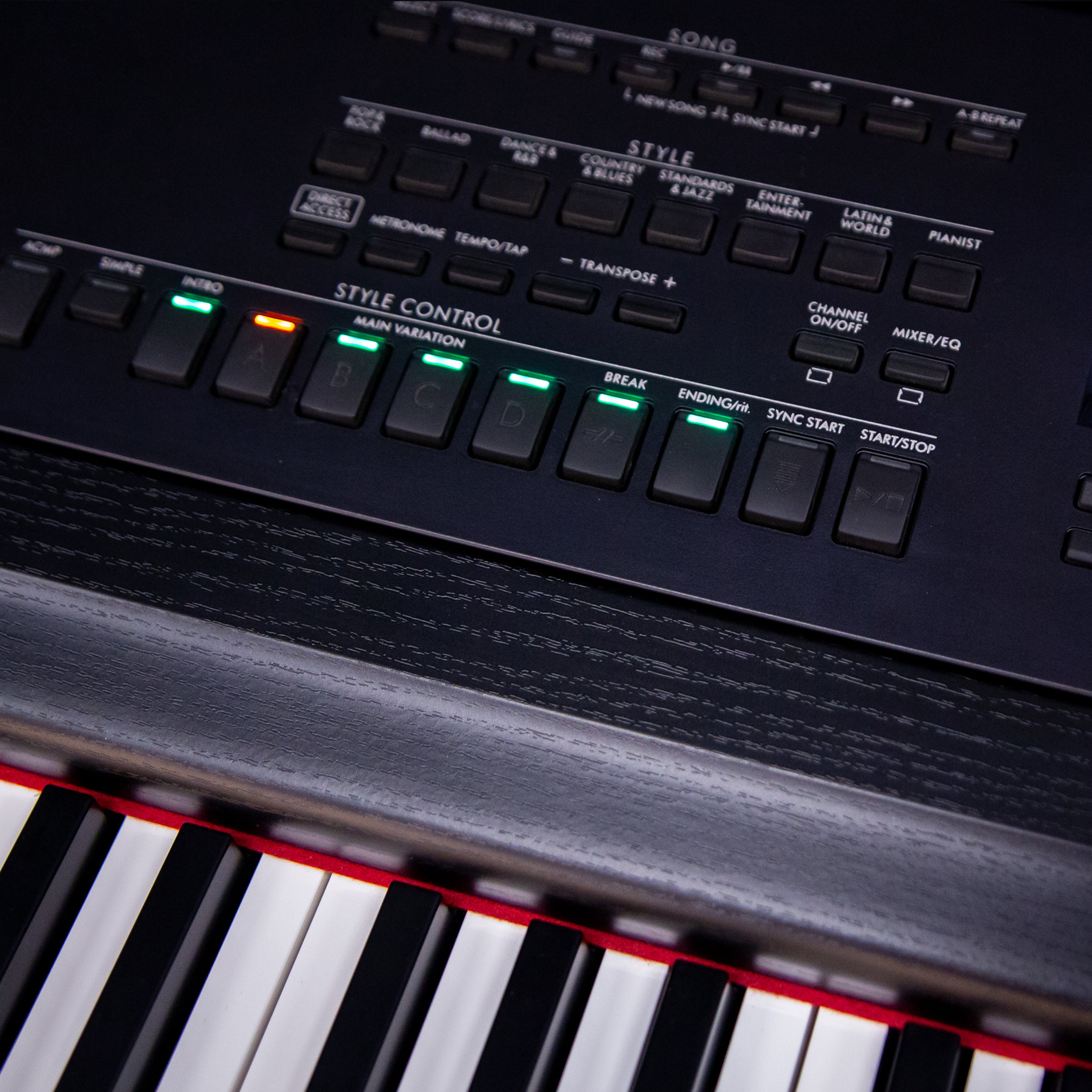 Top view of Yamaha DGX-670 Portable Grand Digital Piano - Black - View 8