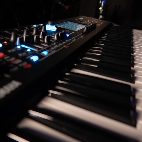 Yamaha MODX M8 88-Key Music Synthesizer View 10