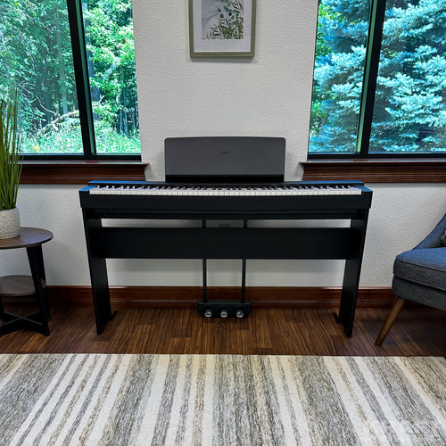 Yamaha P225B Digital Piano - Black, View 2