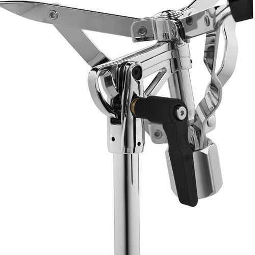 Detail image of Drum Workshop DWCP3300A Snare Drum Stand showing angle adjustment hardware