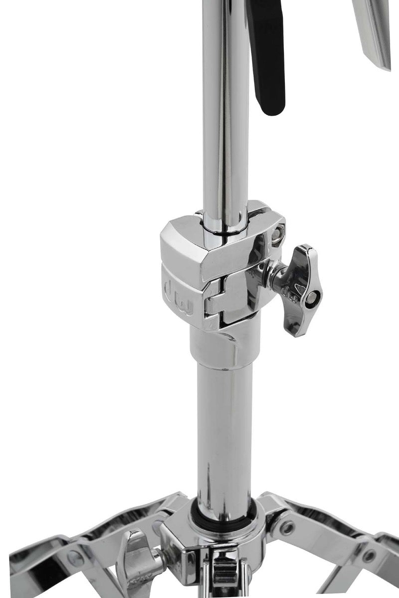 Detail image of Drum Workshop DWCP3300A Snare Drum Stand showing height adjustment hardware