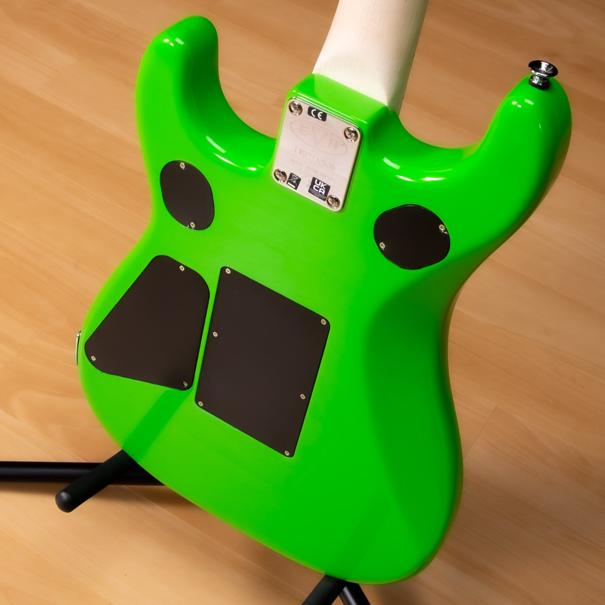 EVH 5150 Series Standard Electric Guitar - Maple, Slime Green SN EVH2110535