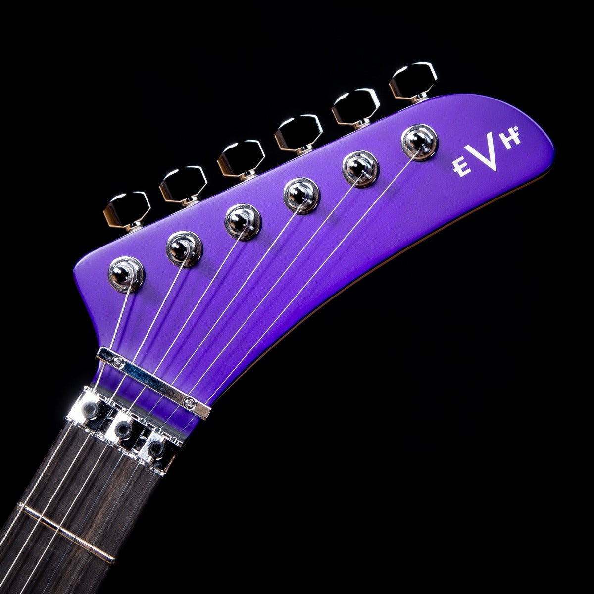 EVH 5150 Series Deluxe QM Electric Guitar - Ebony, Satin Purple Daze view 4