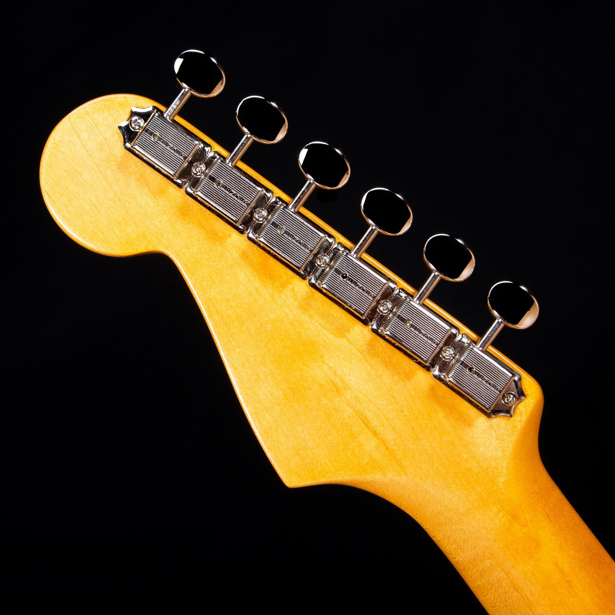Fender American Vintage II 1957 Stratocaster - Vintage Blonde SN V2319344