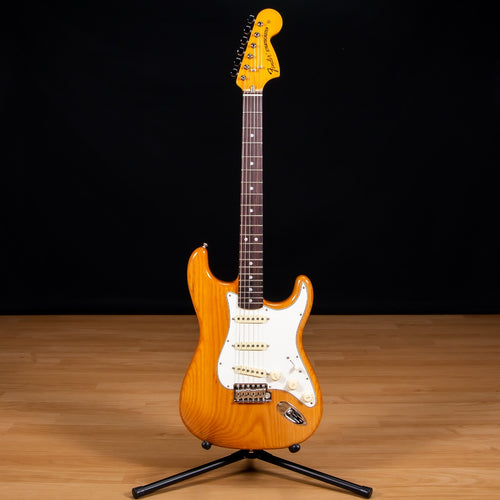 Fender American Vintage II 1973 Stratocaster - Aged Natural view 2