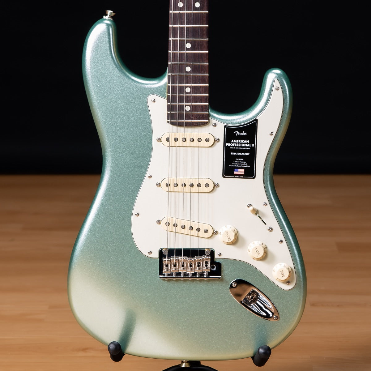 Fender American Pro II Stratocaster - Rosewood, Mystic Surf Green view 1