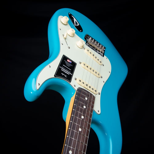 Fender American Pro II Stratocaster - Rosewood, Miami Blue view 10