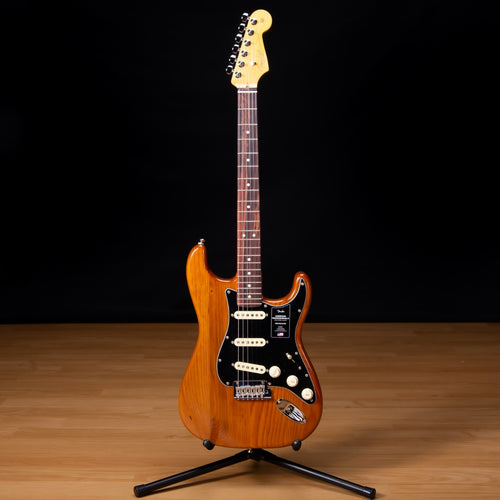 Fender American Pro II Stratocaster - Rosewood, Roasted Pine view 2