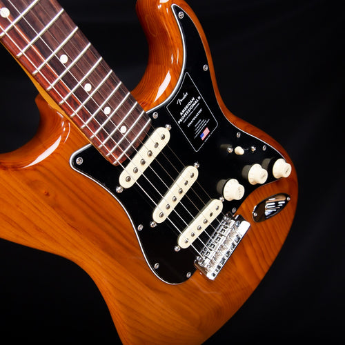 Fender American Pro II Stratocaster - Rosewood, Roasted Pine view 7