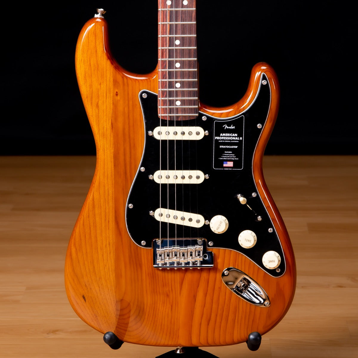 Fender American Pro II Stratocaster - Rosewood, Roasted Pine view 1