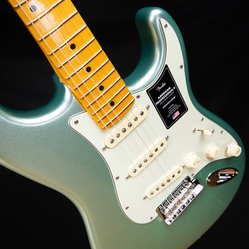 Fender American Pro II Stratocaster - Maple, Mystic Surf Green view 5