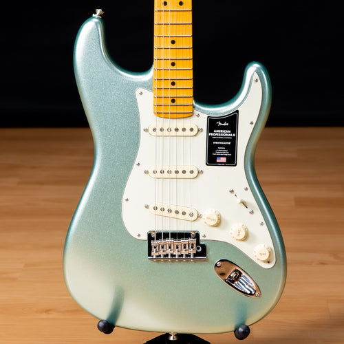 Fender American Pro II Stratocaster - Maple, Mystic Surf Green view 1