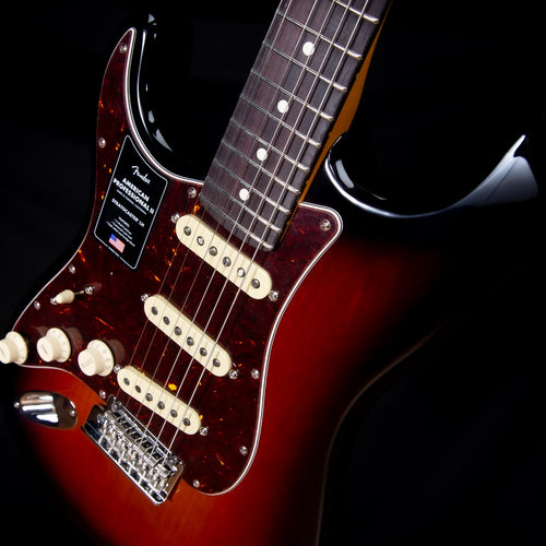 Fender American Pro II Stratocaster Left-Hand - 3-Color Sunburst view 7