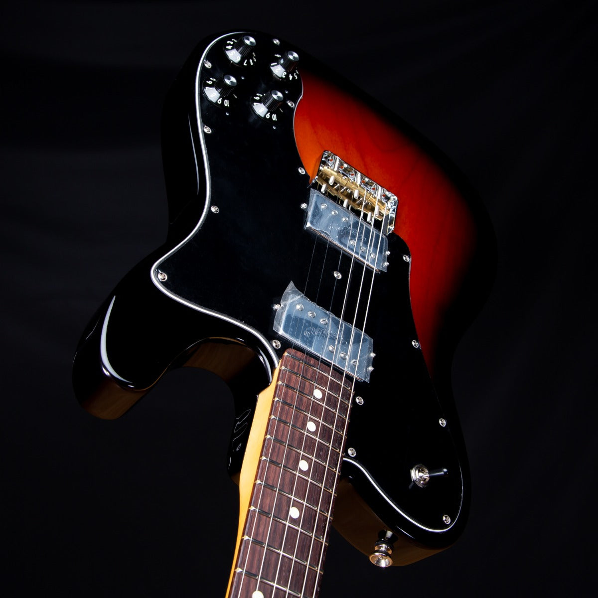 Fender American Pro II Telecaster Deluxe - Rosewood, 3-Color Sunburst  view 5