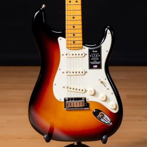Fender American Ultra Stratocaster MN - Ultra Burst view 1