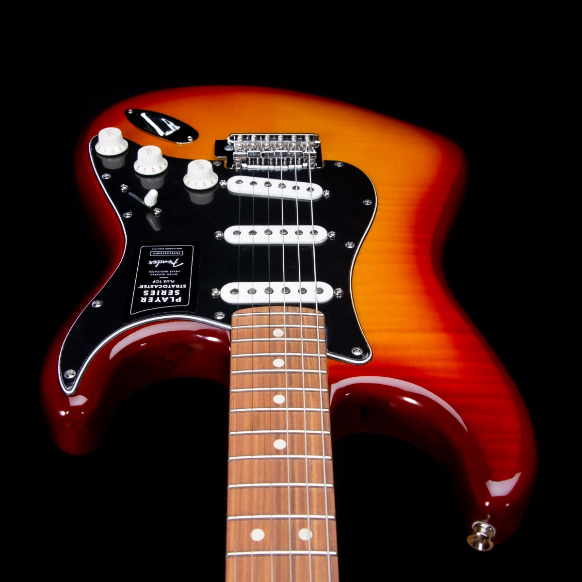 Fender Player Stratocaster Plus Top - Pau Ferro, Tobacco Sunburst view 8