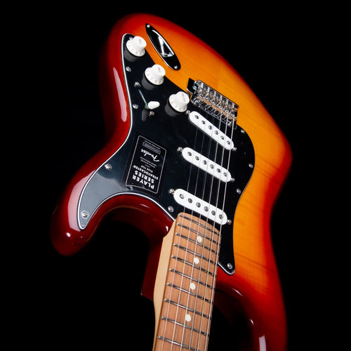Fender Player Stratocaster Plus Top - Pau Ferro, Tobacco Sunburst view 9