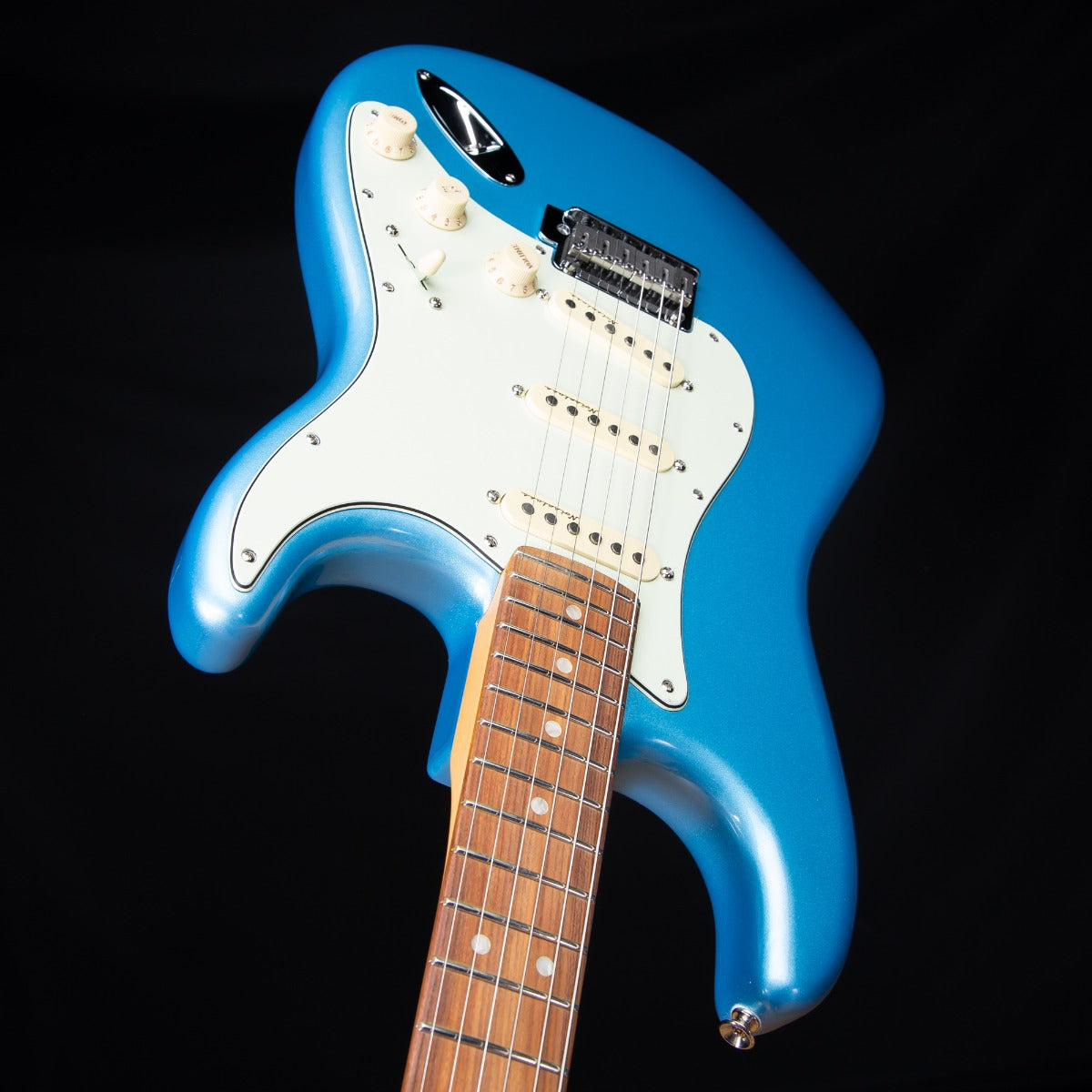 Fender Player Plus Stratocaster - Pau Ferro, Opal Spark view 6