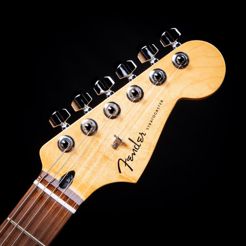 Fender Player Plus Stratocaster HSS - Pau Ferro, Silverburst view 4