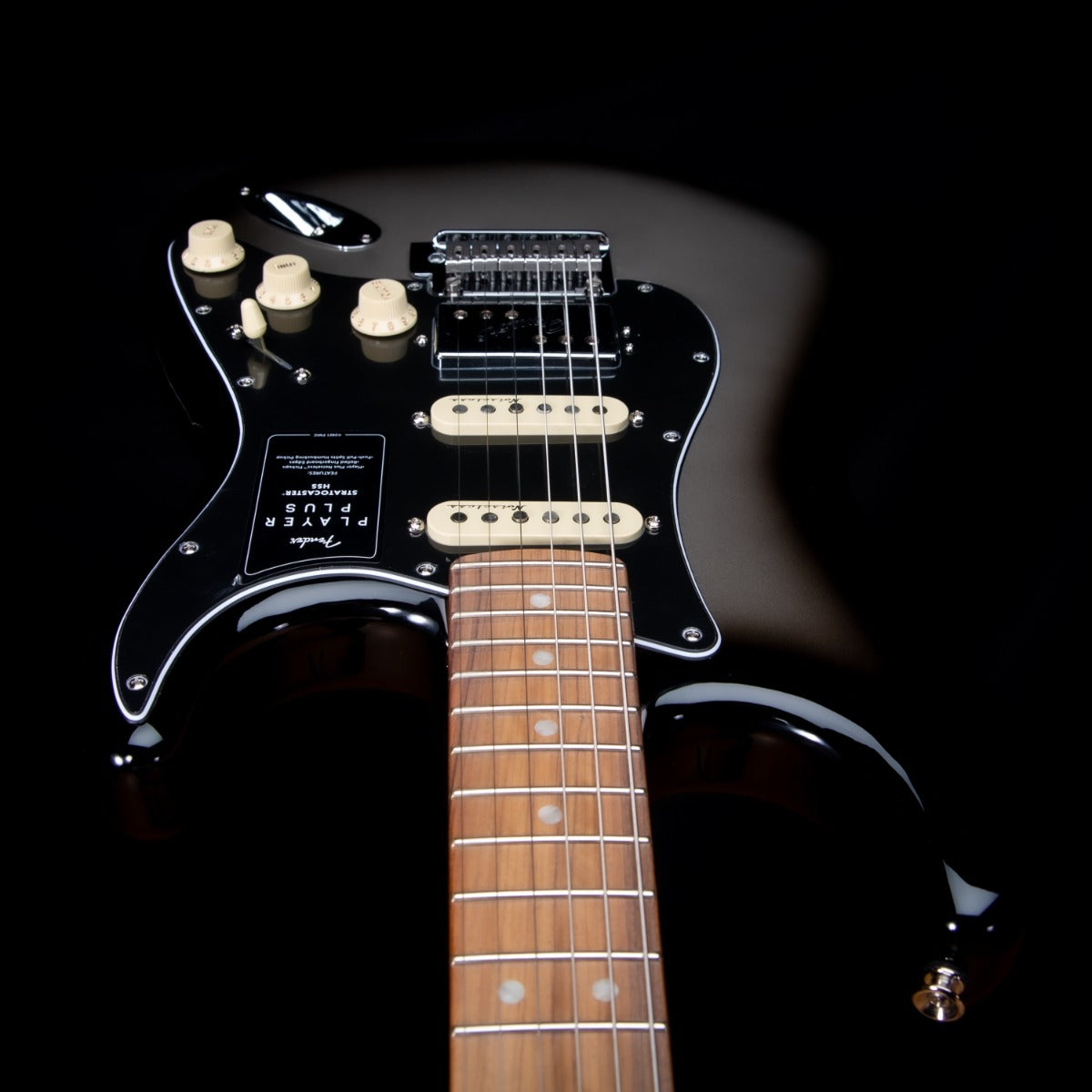 Fender Player Plus Stratocaster HSS - Pau Ferro, Silverburst view 9