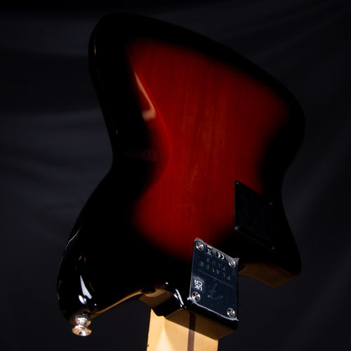 Fender Player Plus Active Meteora Bass - Maple, 3-Color Sunburst view 10