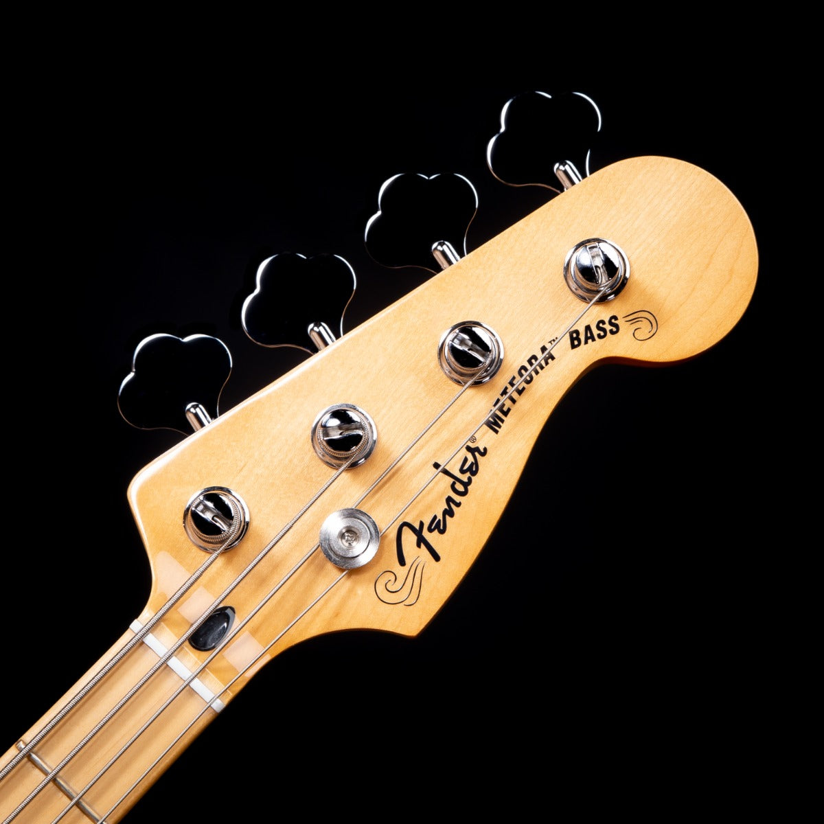 Fender Player Plus Active Meteora Bass - Maple, 3-Color Sunburst view 4