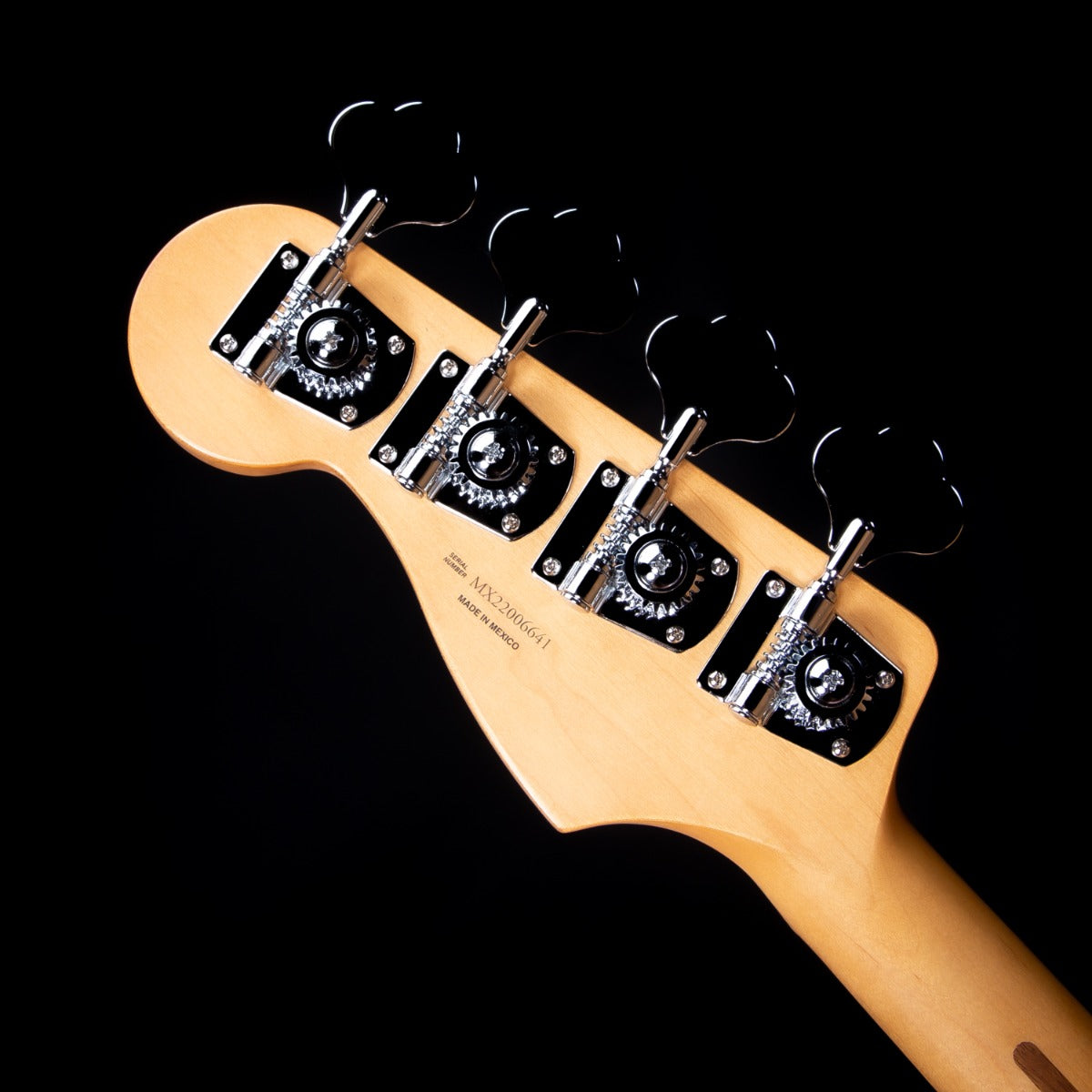 Fender Player Plus Active Meteora Bass - Maple, Silverburst view 13